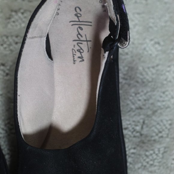 Collections by Clarks Size 5 Black Suede Peep Toe Wedge - Picture 3 of 7